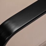 Gabbiano Porto Friseurstuhl in Beige mit schwarzem Gestell – Bild 5